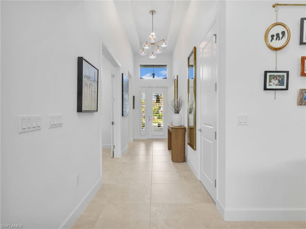 VALENCIA TRAILS - Residential