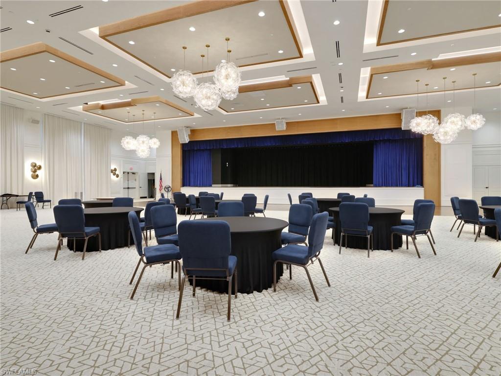 VALENCIA TRAILS - Residential