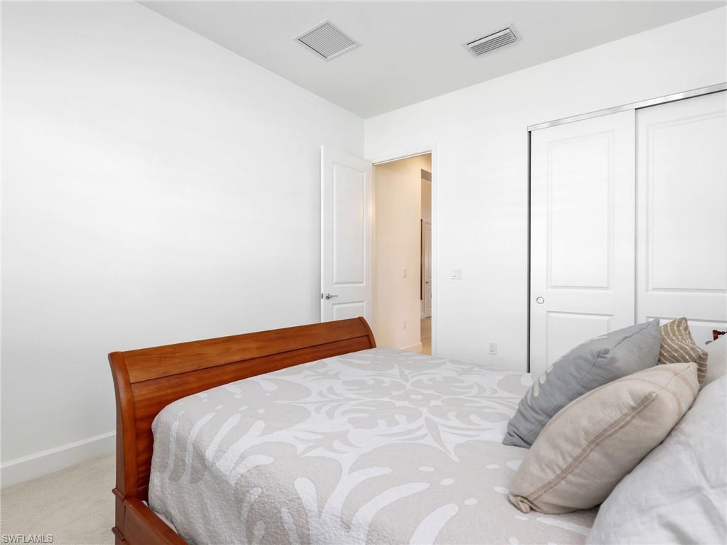 VALENCIA TRAILS - Residential