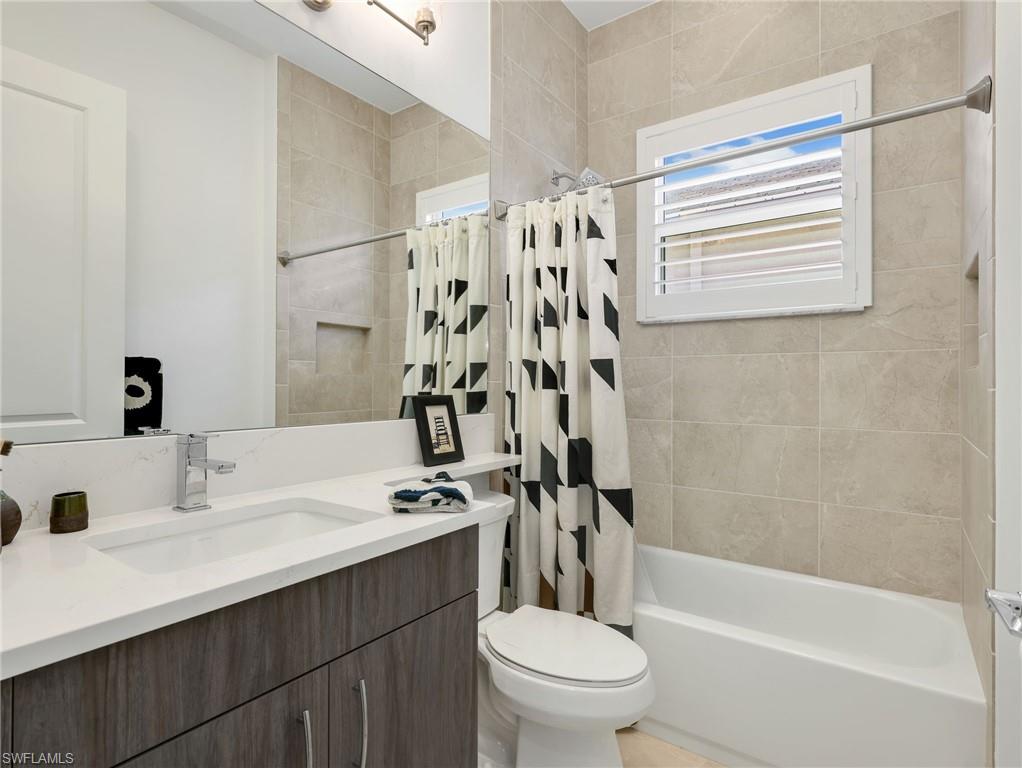 VALENCIA TRAILS - Residential