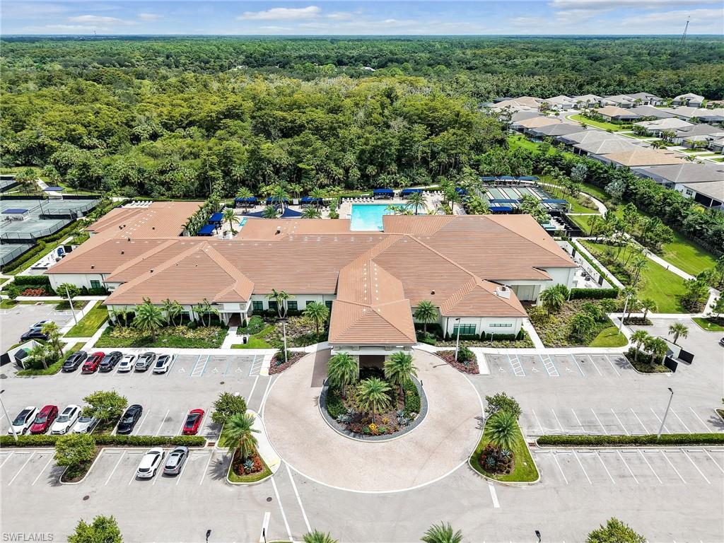 VALENCIA TRAILS - Residential