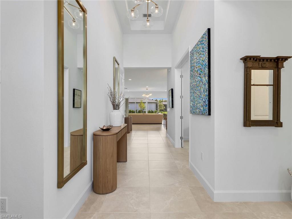 VALENCIA TRAILS - Residential