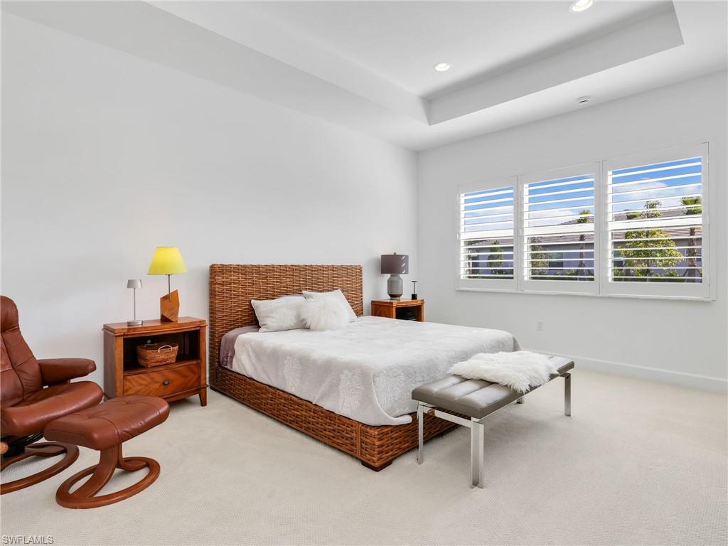 VALENCIA TRAILS - Residential