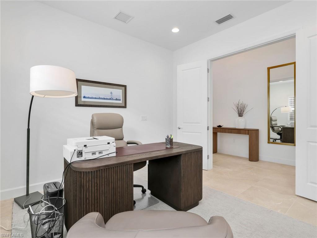 VALENCIA TRAILS - Residential