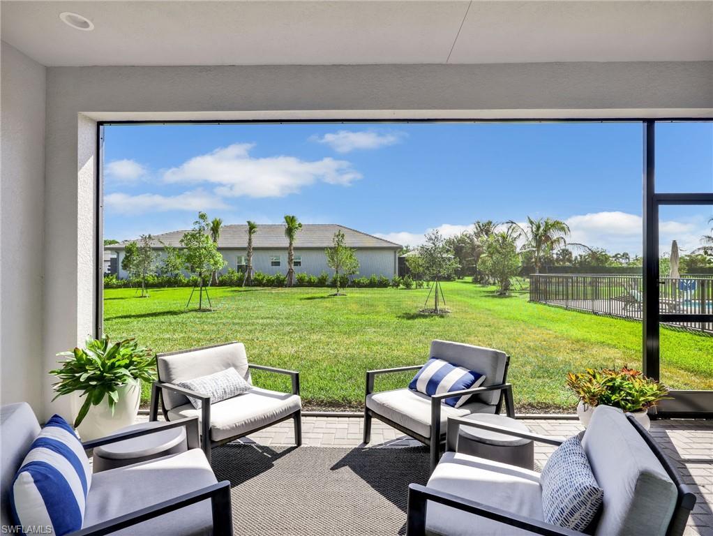 VALENCIA TRAILS - Residential