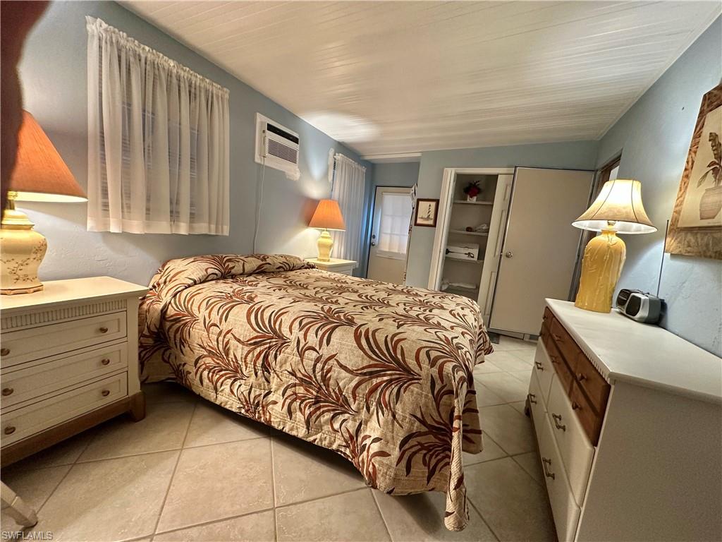 LAKE ARROWHEAD MOB VILLAGE - Residential