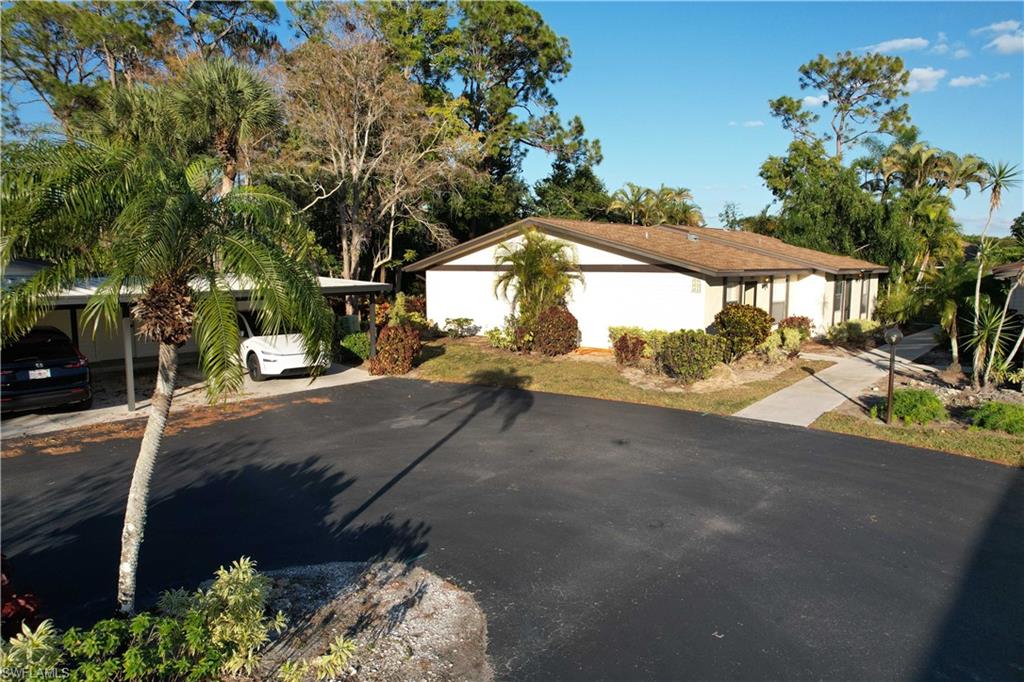 BOCA CIEGA VILLAGE - Residential