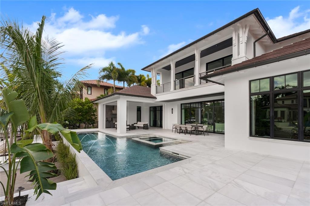 2231 Forrest LN