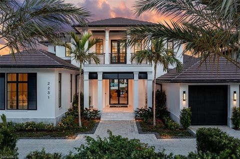 2231 Forrest LN NAPLES FL 34102