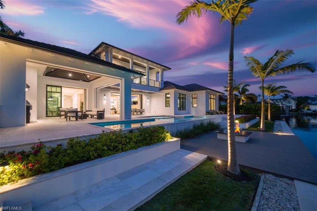 2231 Forrest LN