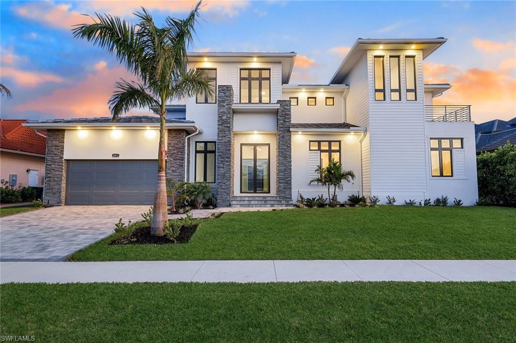 1071 Dana CT