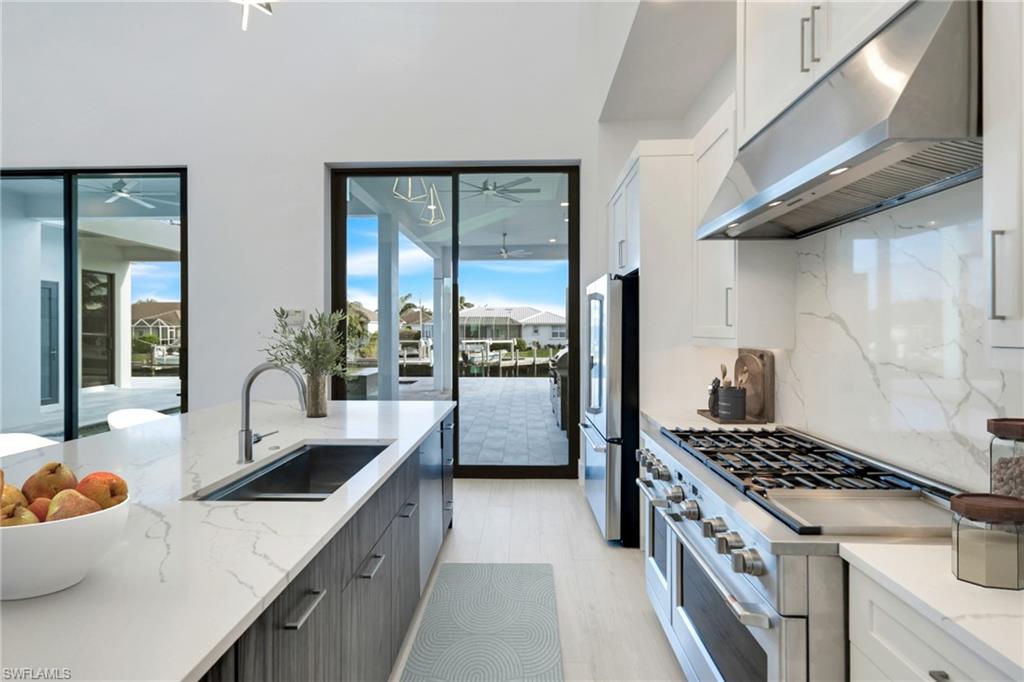 MARCO ISLAND - Residential