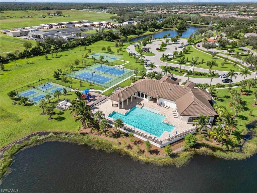 PORTICO - Residential