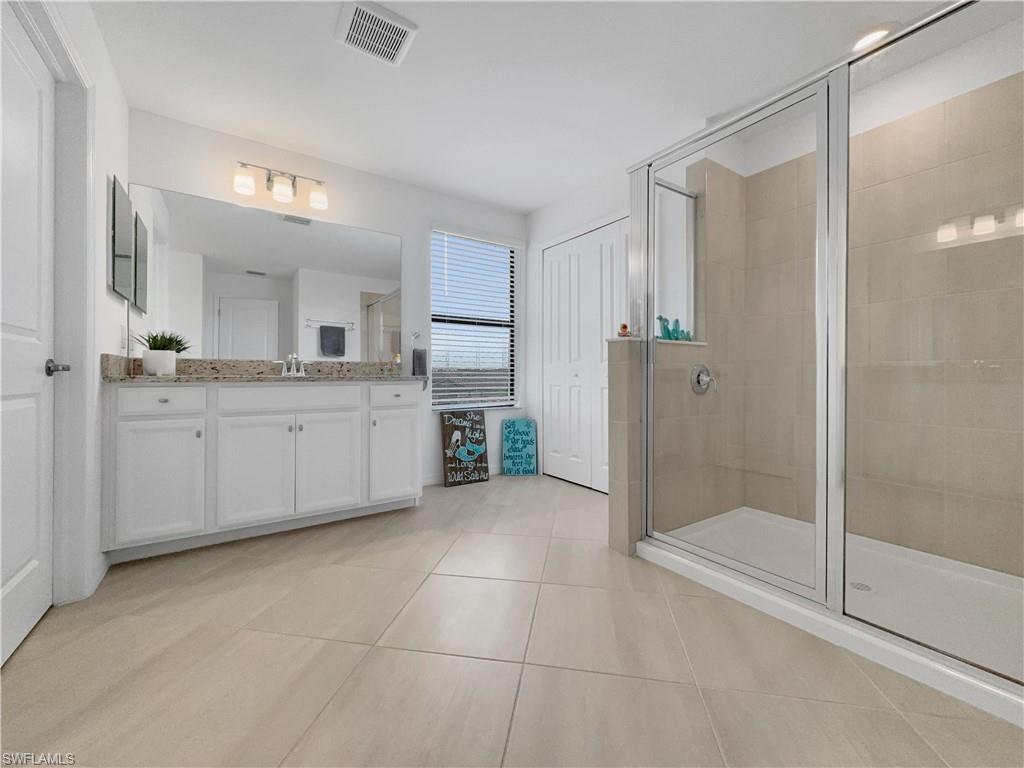 PORTICO - Residential