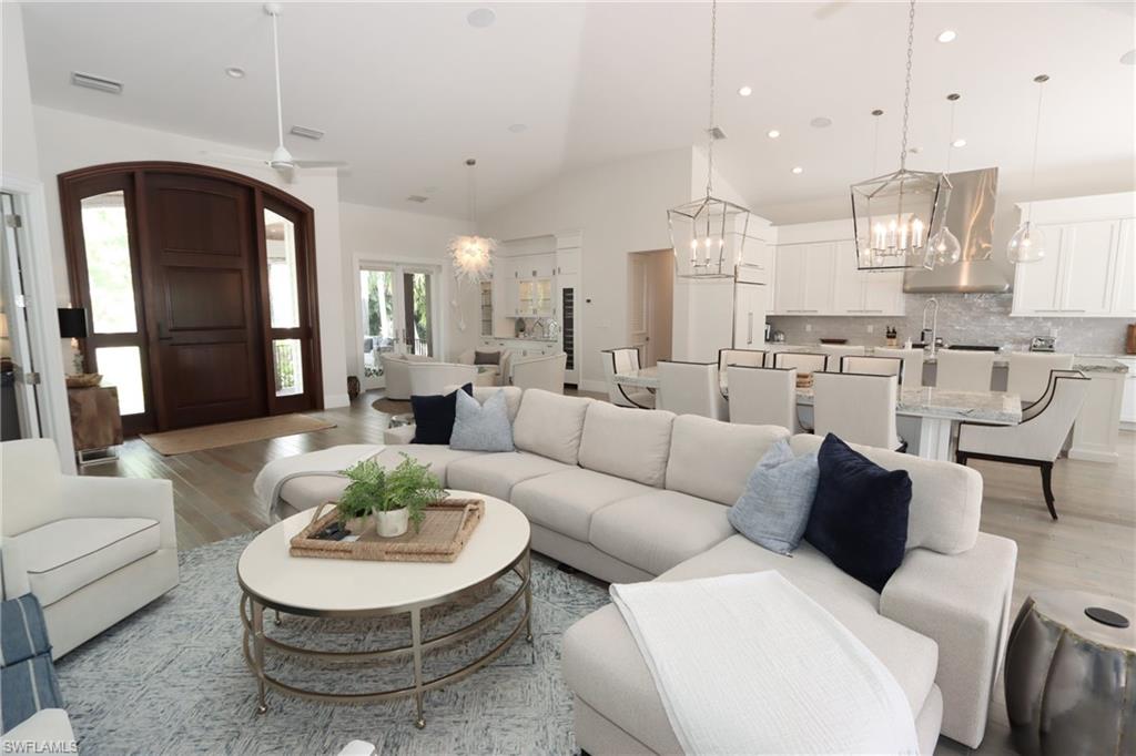 OLDE NAPLES - Residential Lease