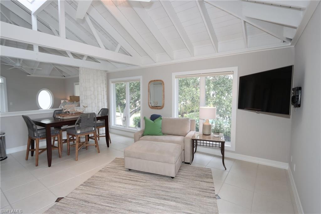 OLDE NAPLES - Residential Lease