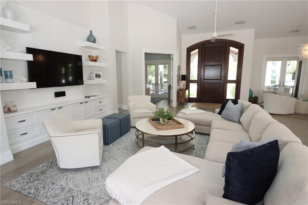 OLDE NAPLES - Residential Lease