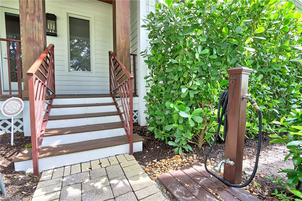 OLDE NAPLES - Residential Lease