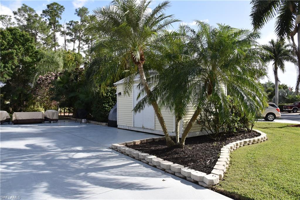 RIVERBEND MOTORCOACH RESORT - Land