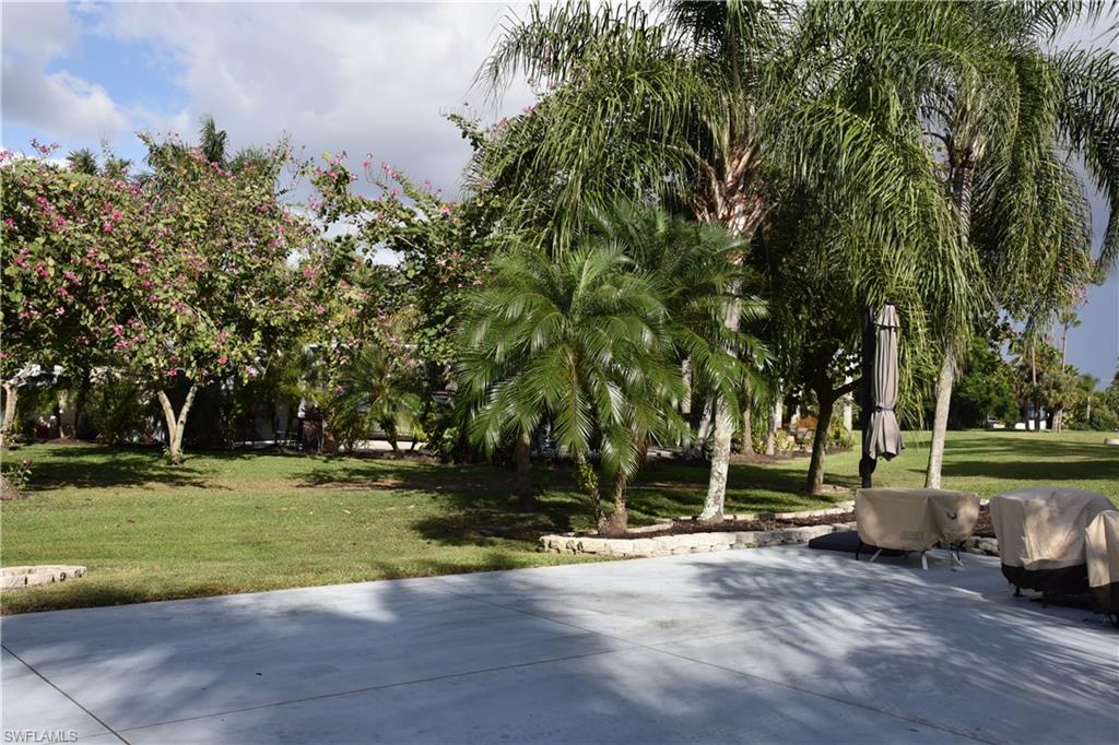 RIVERBEND MOTORCOACH RESORT - Land