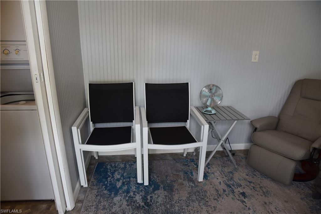 RIVERBEND MOTORCOACH RESORT - Land