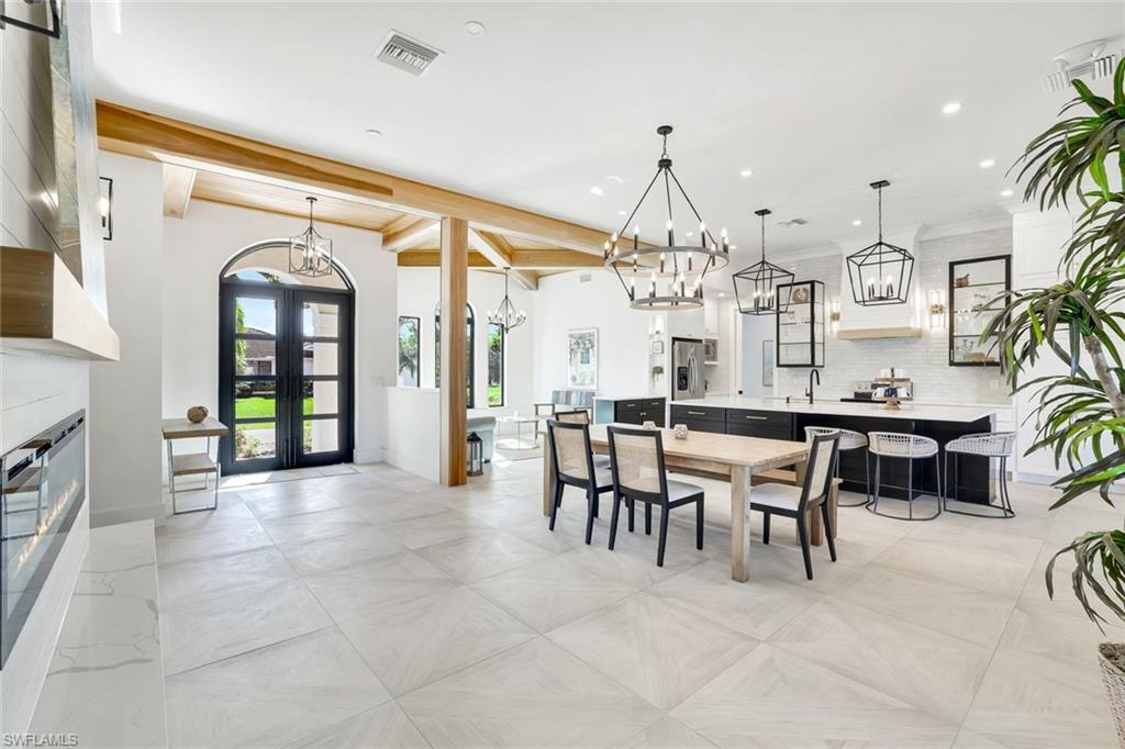 MARCO ISLAND - Residential