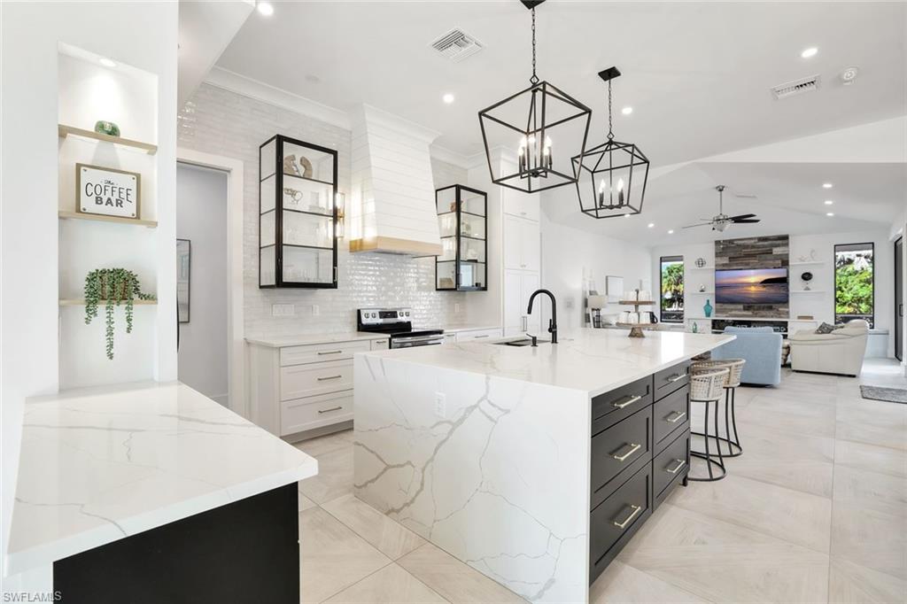 MARCO ISLAND - Residential