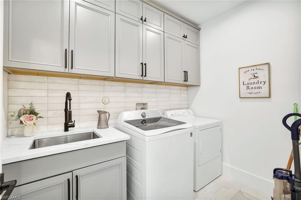 MARCO ISLAND - Residential