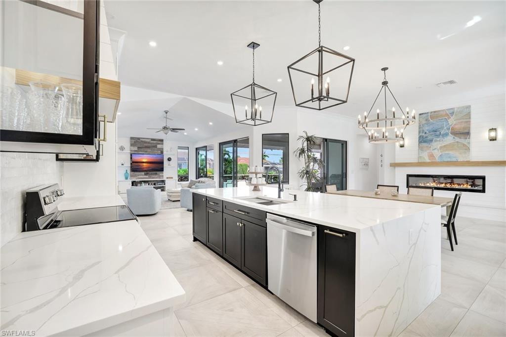 MARCO ISLAND - Residential