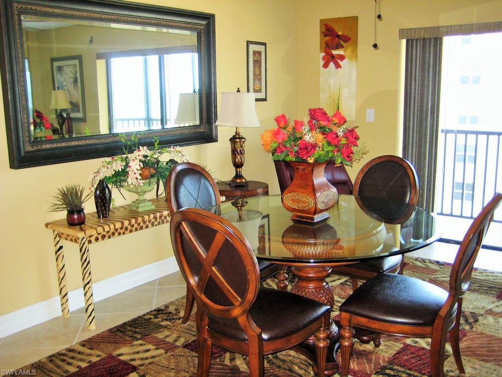 ISLAND WINDS CONDO - Residential