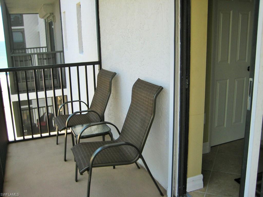 ISLAND WINDS CONDO - Residential