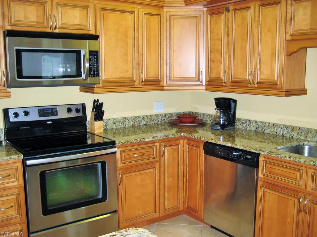 ISLAND WINDS CONDO - Residential