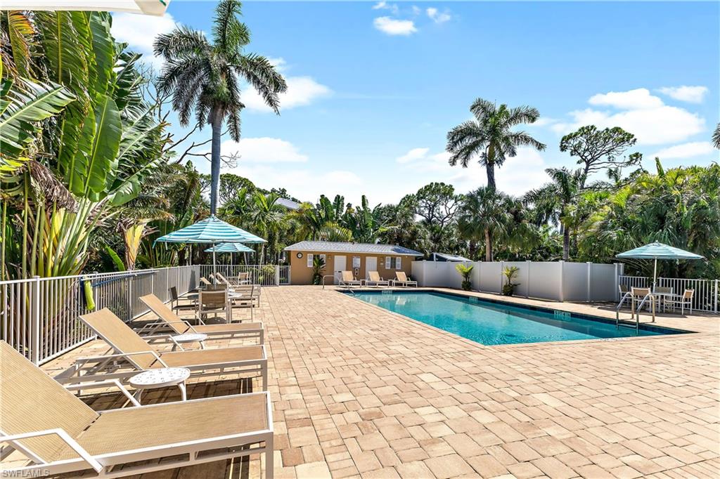 NAPLES SANDPIPER BAY CLUB - Residential