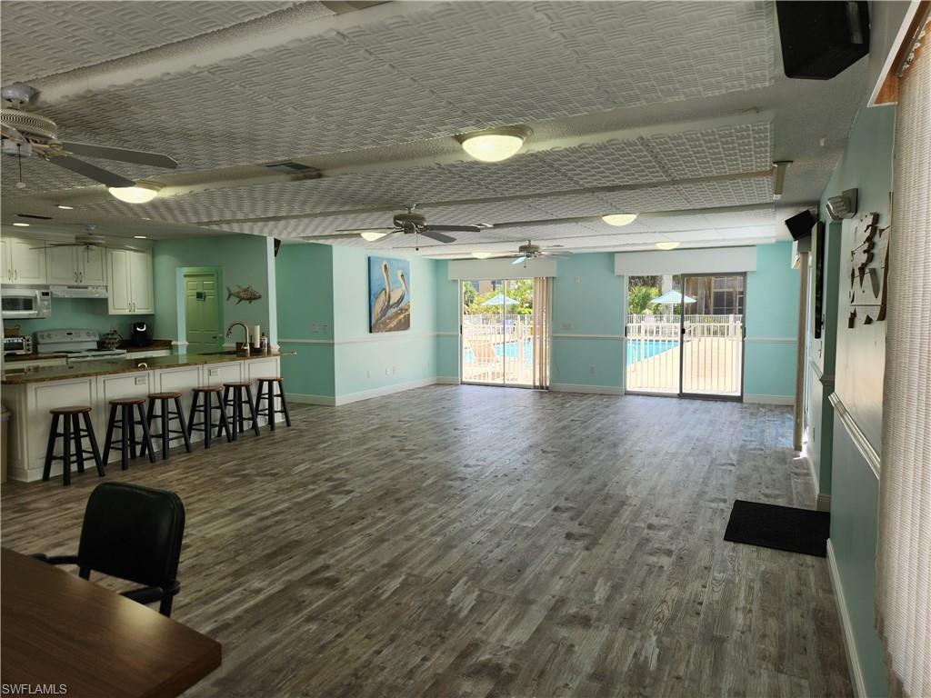 NAPLES SANDPIPER BAY CLUB - Residential