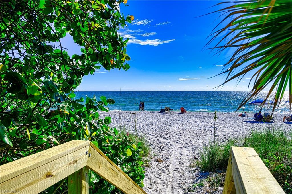 NAPLES SANDPIPER BAY CLUB - Residential