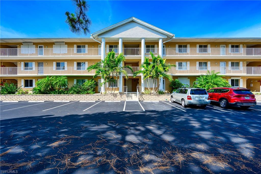 NAPLES SANDPIPER BAY CLUB - Residential