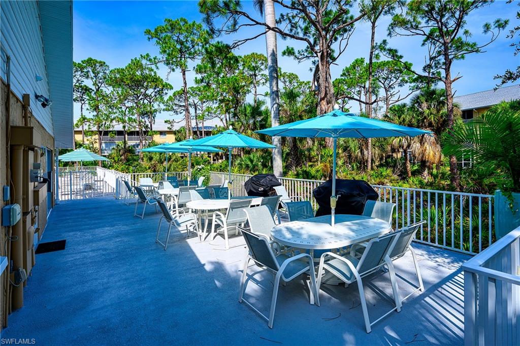 NAPLES SANDPIPER BAY CLUB - Residential