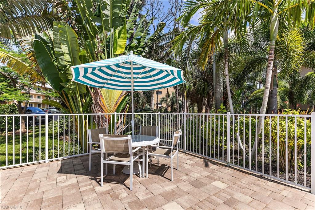 NAPLES SANDPIPER BAY CLUB - Residential