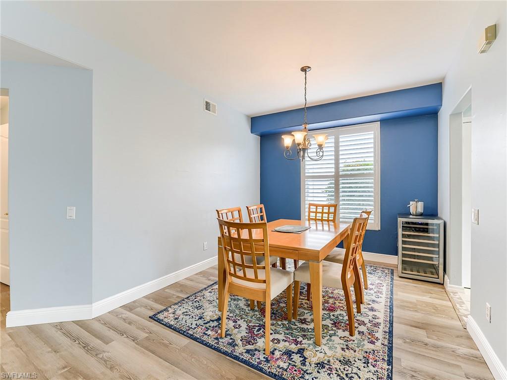 AUTUMN LAKE - Residential