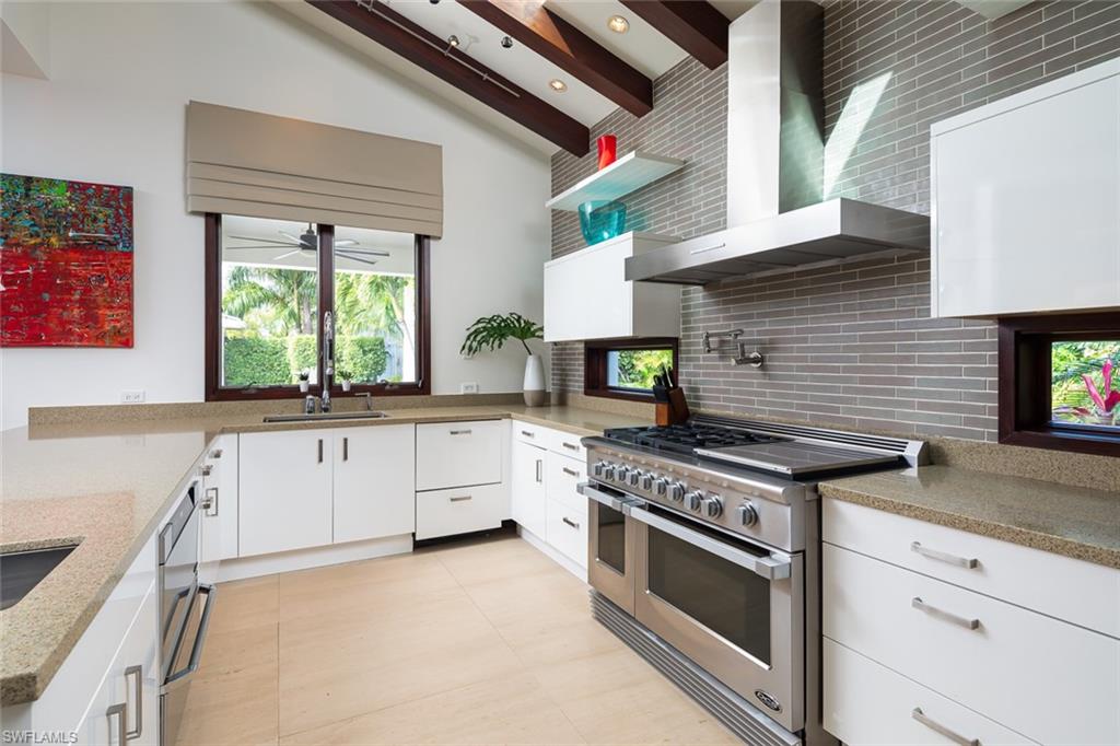 PINE RIDGE - Residential