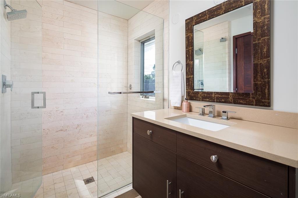 PINE RIDGE - Residential