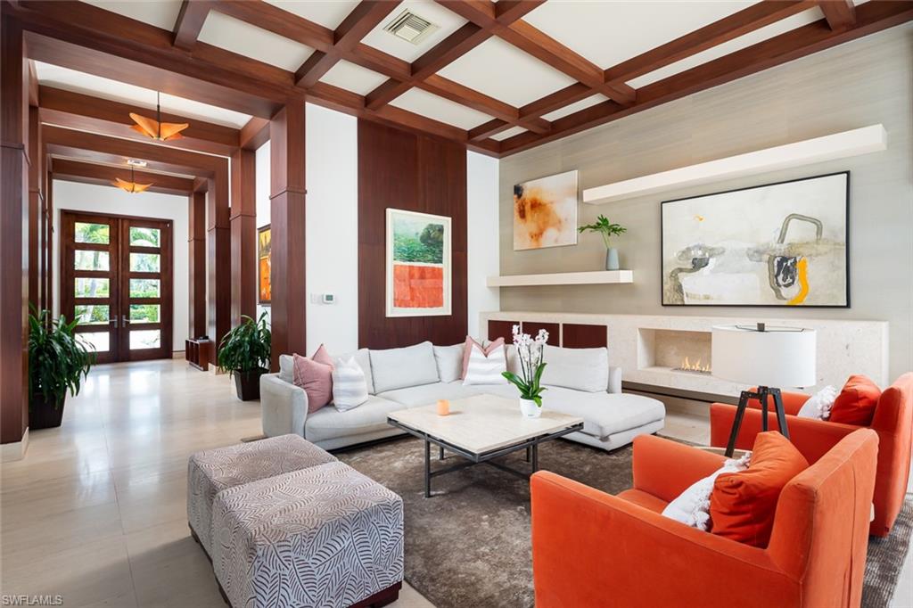 PINE RIDGE - Residential