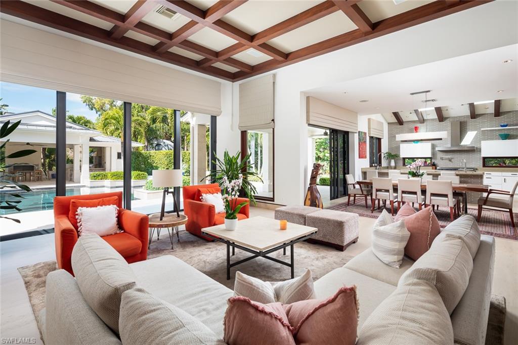 PINE RIDGE - Residential