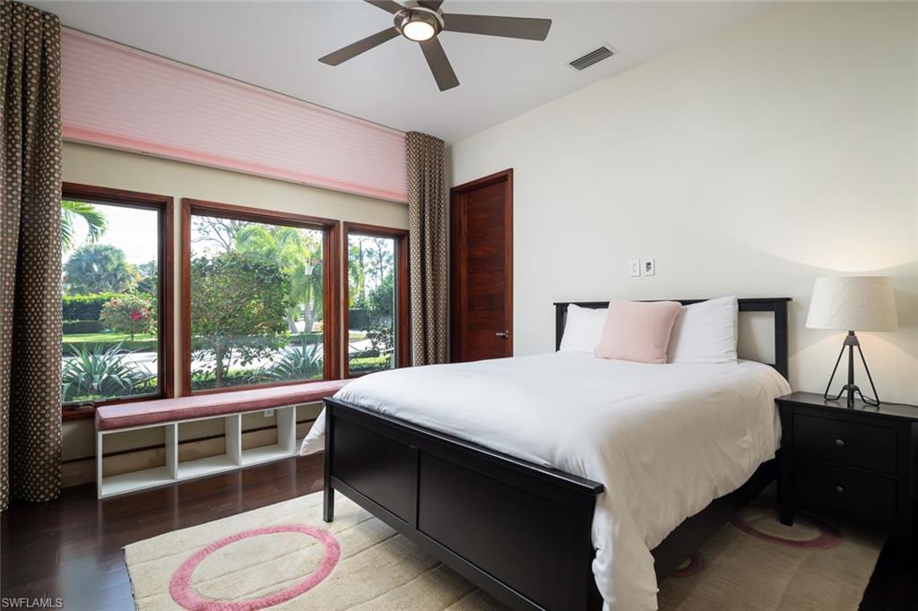 PINE RIDGE - Residential