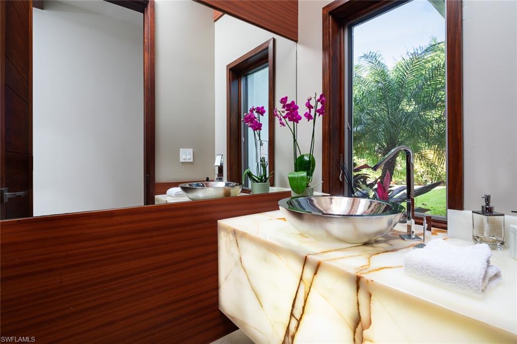 PINE RIDGE - Residential