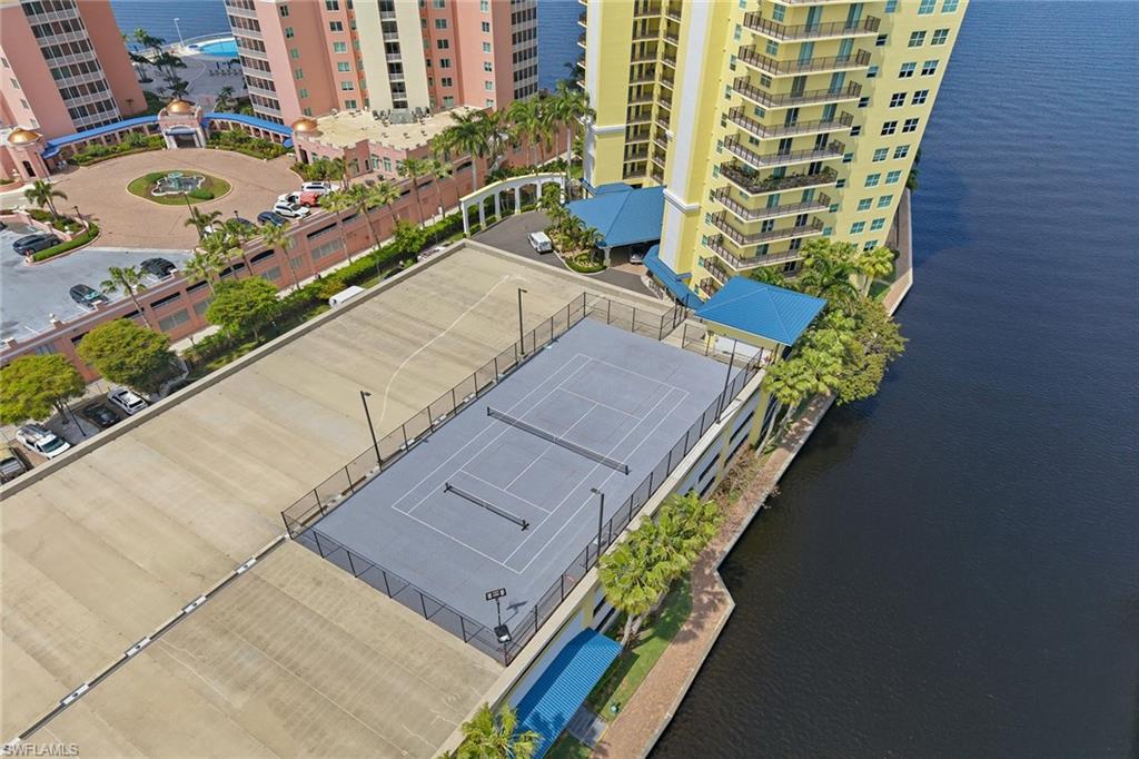 BEAU RIVAGE - Residential