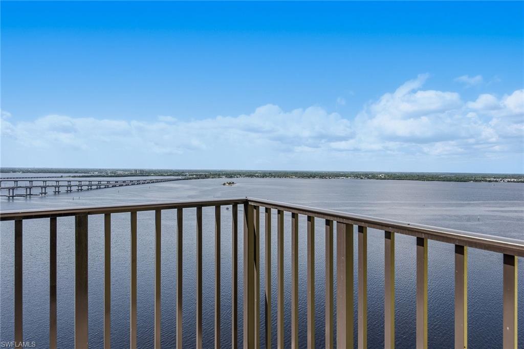 BEAU RIVAGE - Residential