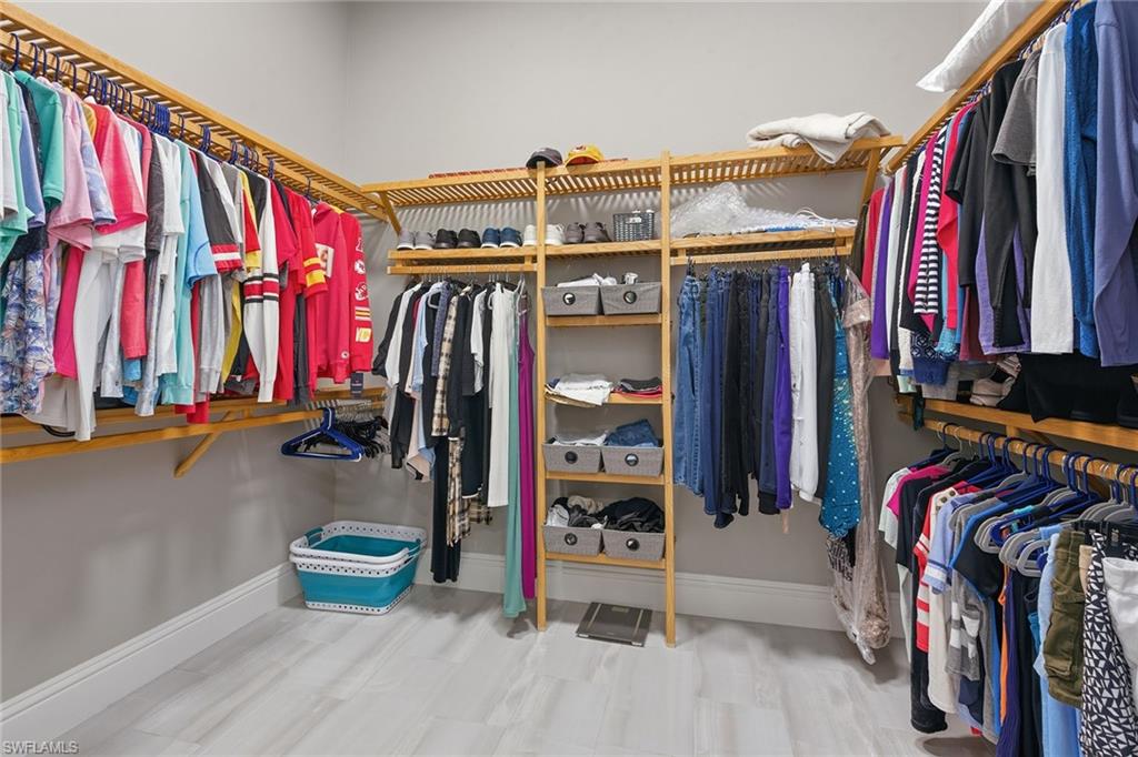 BEAU RIVAGE - Residential