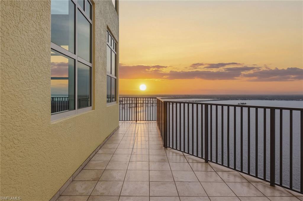 BEAU RIVAGE - Residential