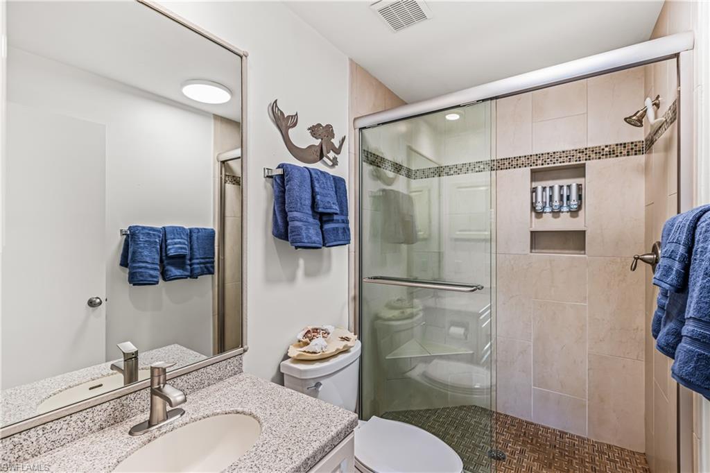 COURT OF PALMS - Residential